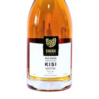 ジョージアの伝統製法クヴェヴリで造られたオレンジワイン「ビネヒ キ（BINEKHI KISI QVEVRI）」のボトルラベル。希少品種キシを使用した辛口白（アンバー）