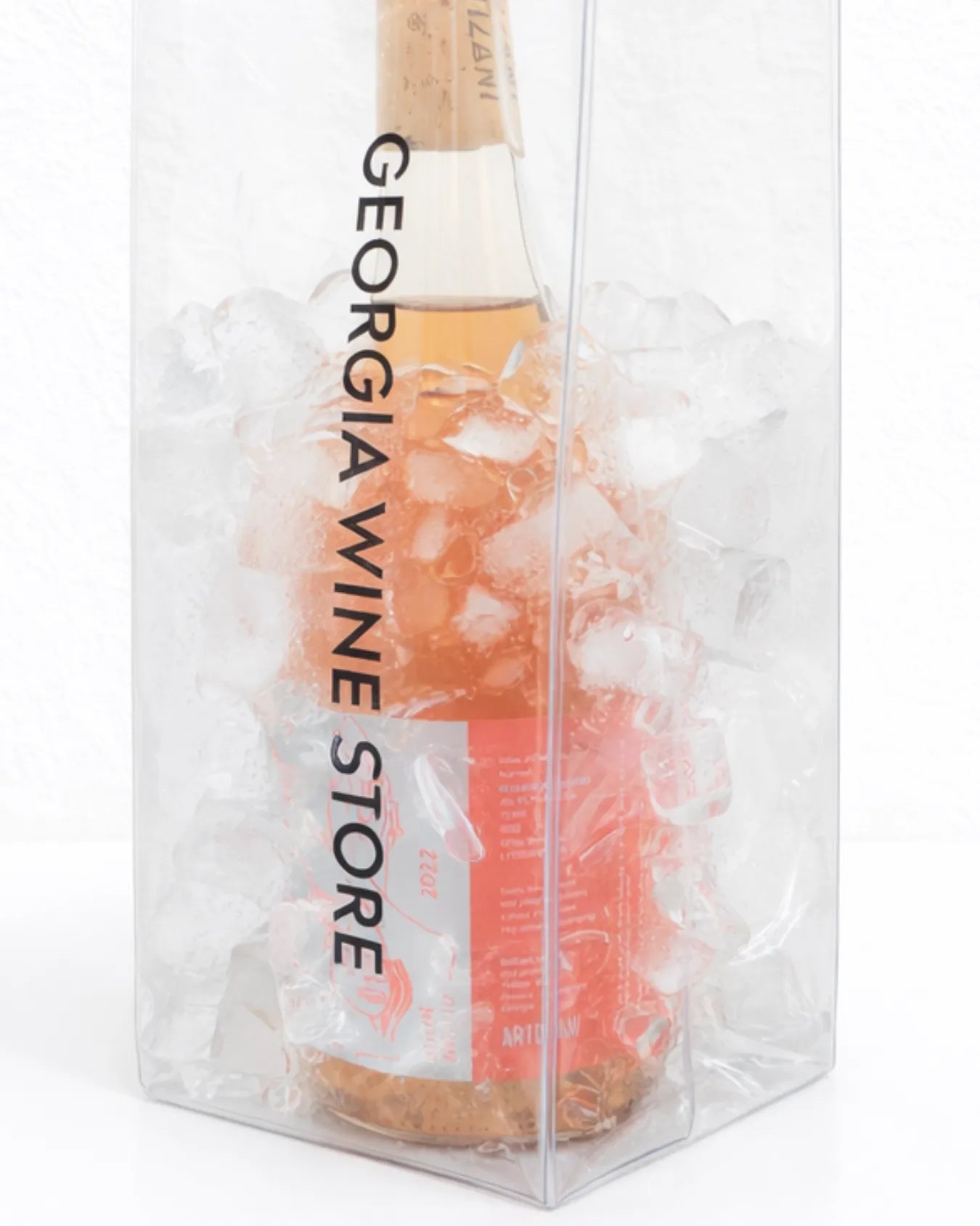 氷を入れてワインを冷やせるクリアPVCバッグの使用例